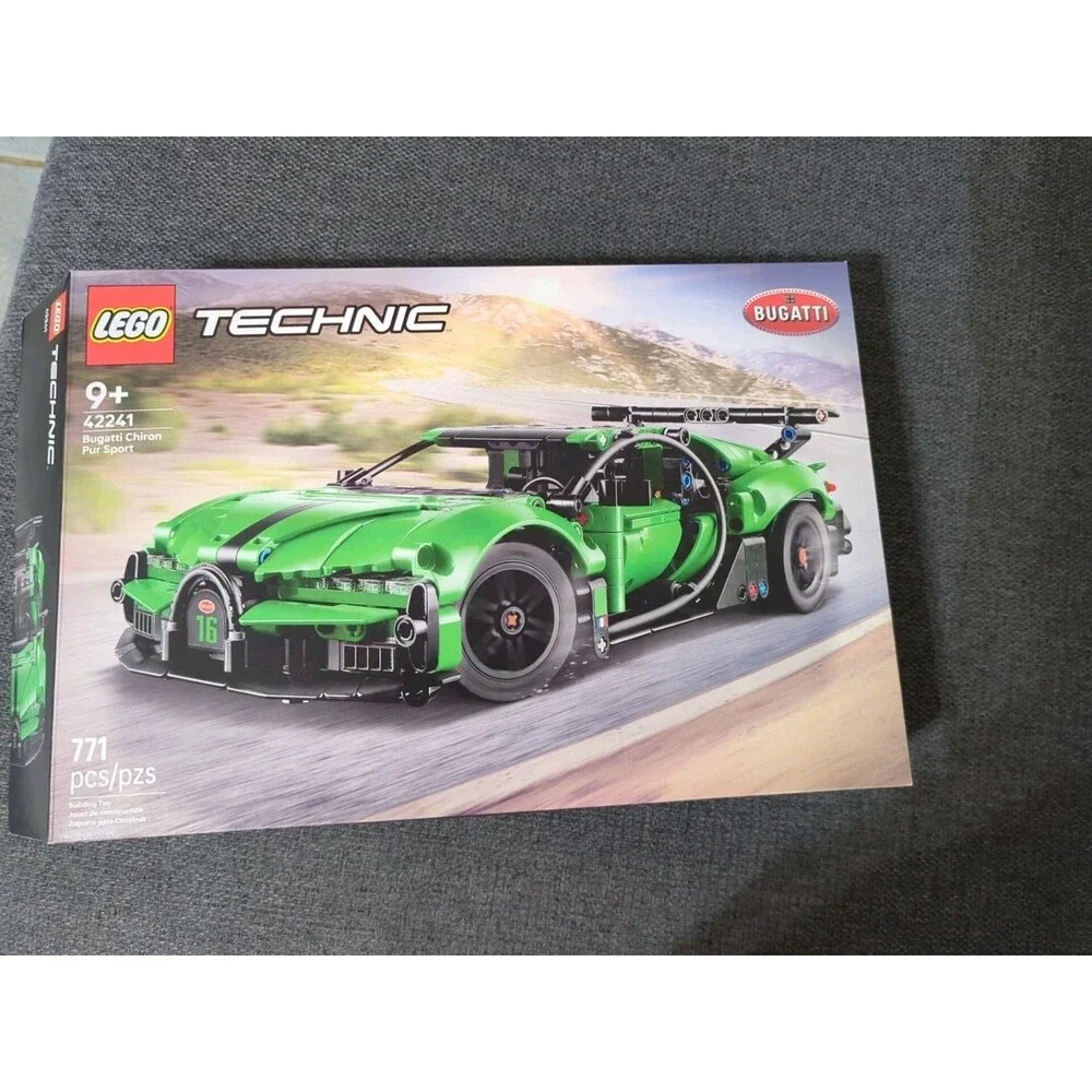 LEGO #42241 BUGATTI CHIRON PUR NEW SEALED FREE SHIP LOWER 48 STATES